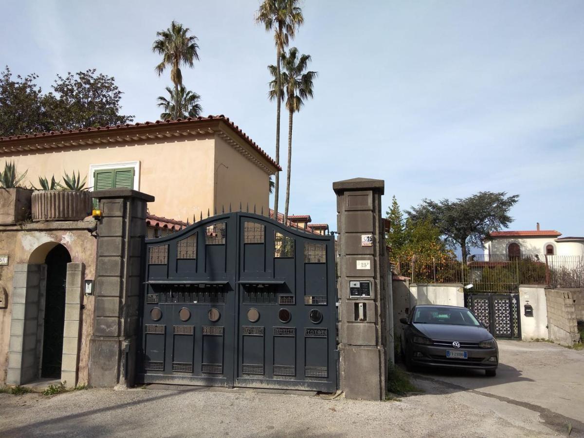 Villa Pellicano -Il Nido Castellammare di Stabia Buitenkant foto